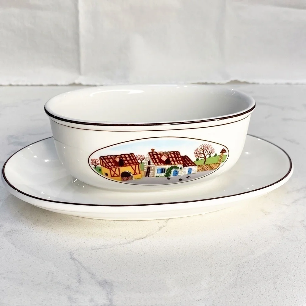 VILLEROY & BOCH Design Naif Gravy Boat Folk Art Scene Vintage Hard to Find
